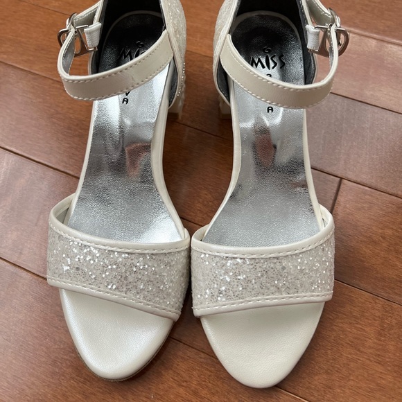 ☀️ Girls white sparkling shoes - Picture 3 of 15